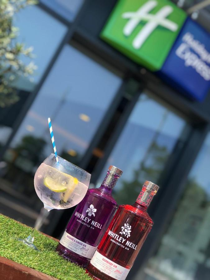 Holiday Inn Express Middlesbrough - Centre Square By Ihg Екстериор снимка