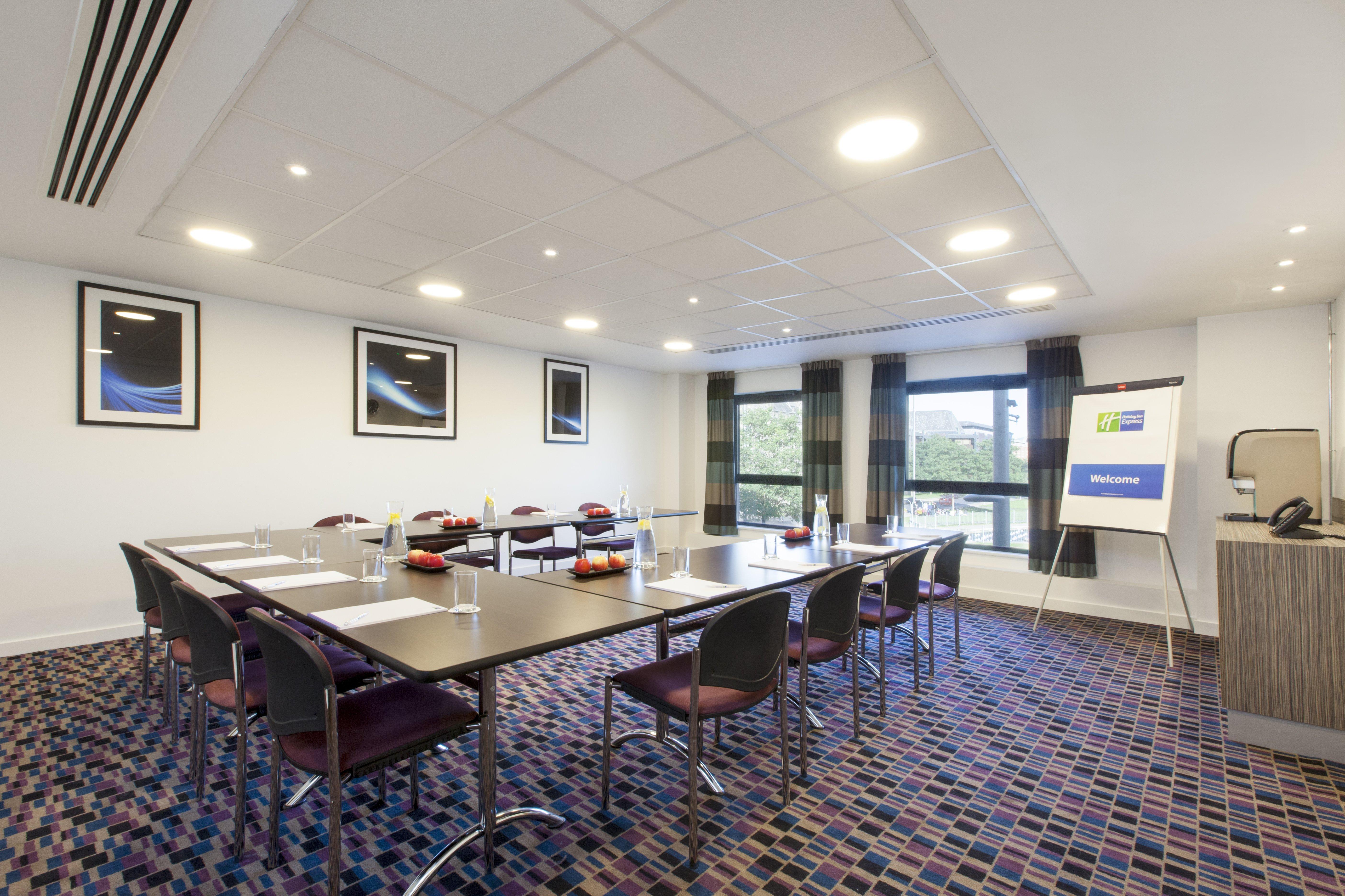 Holiday Inn Express Middlesbrough - Centre Square By Ihg Екстериор снимка