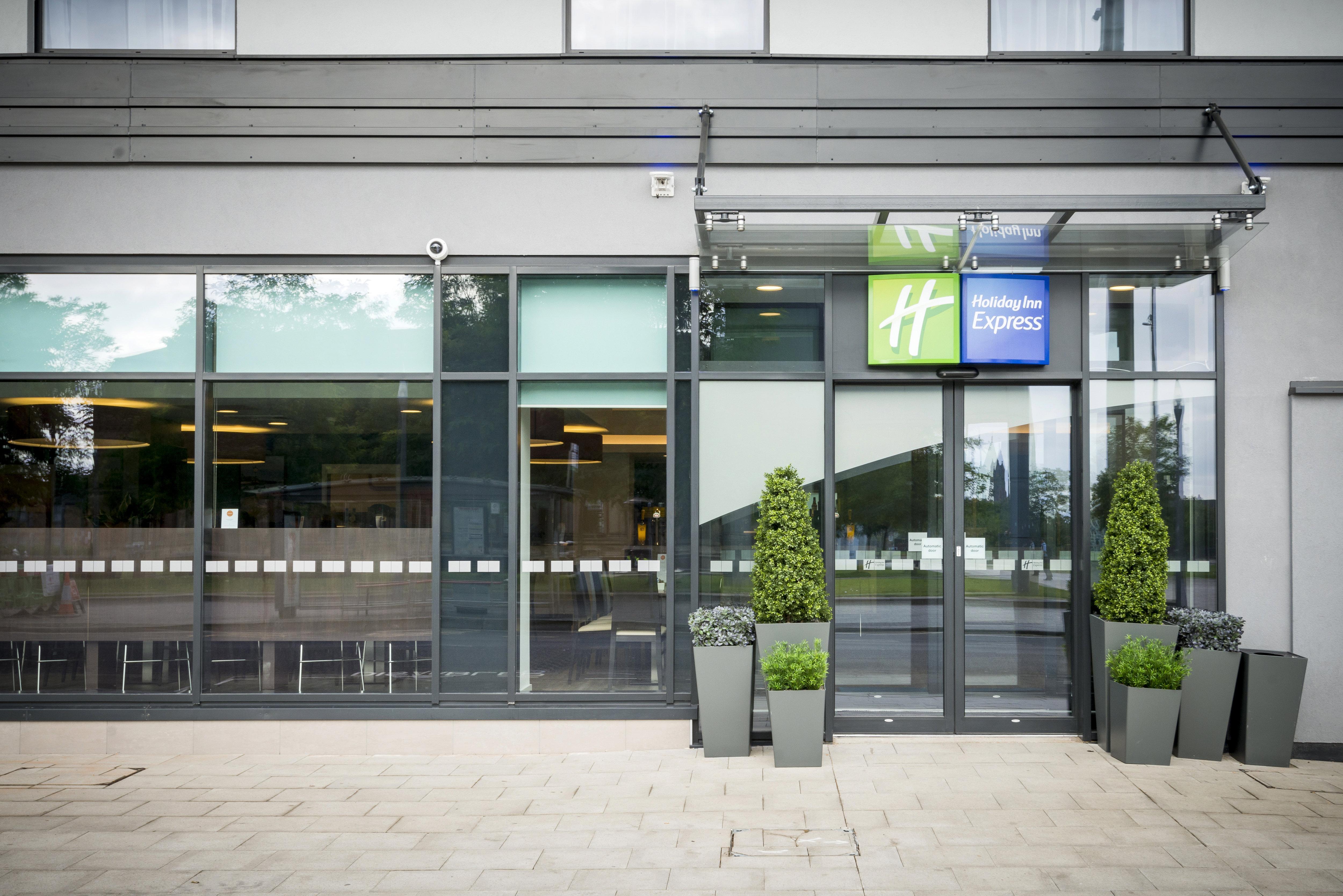 Holiday Inn Express Middlesbrough - Centre Square By Ihg Екстериор снимка