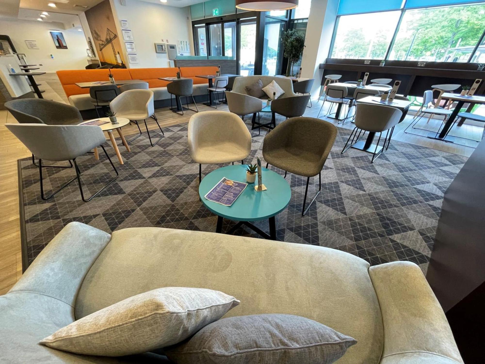 Holiday Inn Express Middlesbrough - Centre Square By Ihg Екстериор снимка